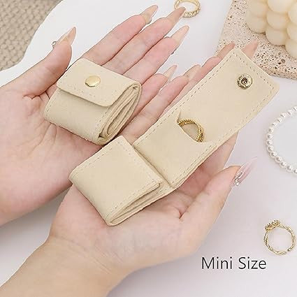 Small Travel Jewellery Case – Portable Mini Jewelry Organizer Box for Rings, Earrings & Accessories
