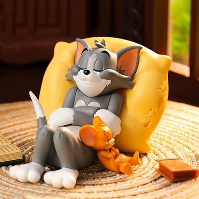 Tom and Jerry Cute Sleeping Figurine – Resin Cartoon Showpiece for Home Decor & Gift