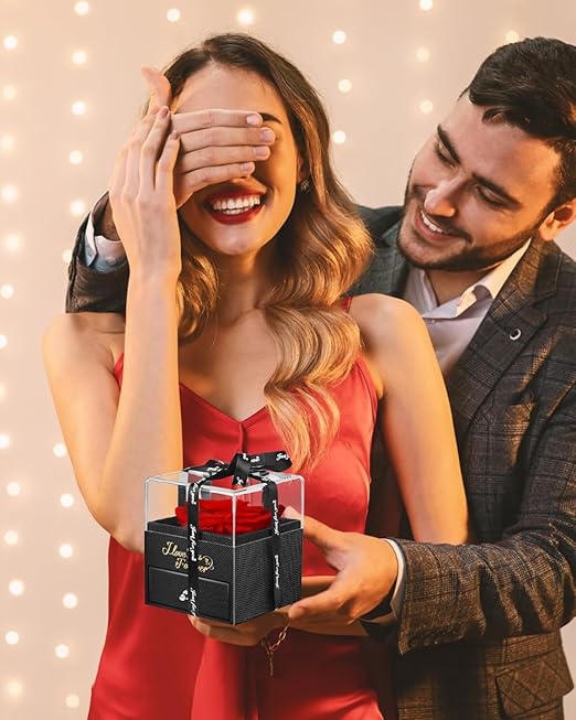 Eternal Love Rose Gift Box with Heart Projection Necklace